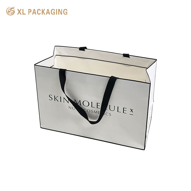 Custom Printed Paper Bags Cardboard Luxury White art Paper Gift Bag With Ribbon Handle For Shopping Bag With Your Own Logo