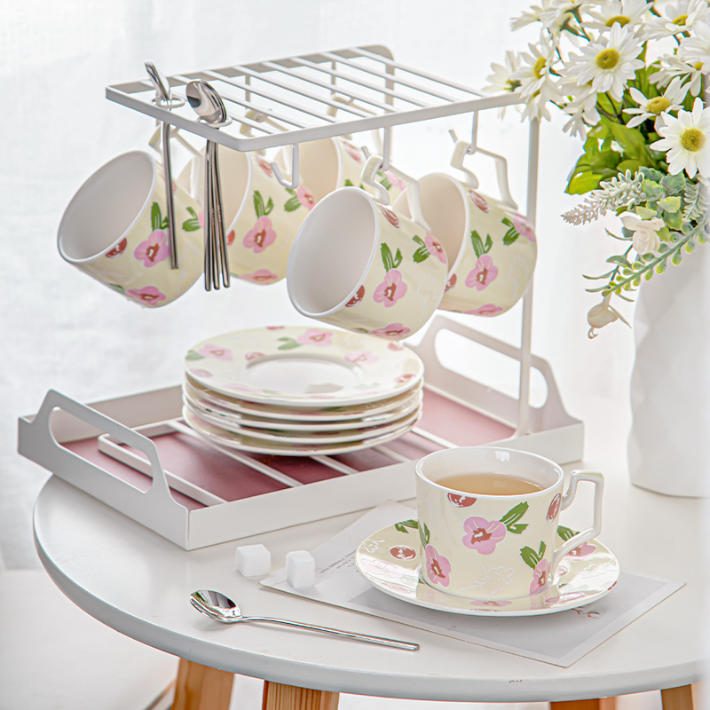 Manufacturers Wholesale Customized High Quality New Bone China Coffee Cup Rose Design Elegant Ceramic Tea Cup And Saucer Sets With Golden Line
