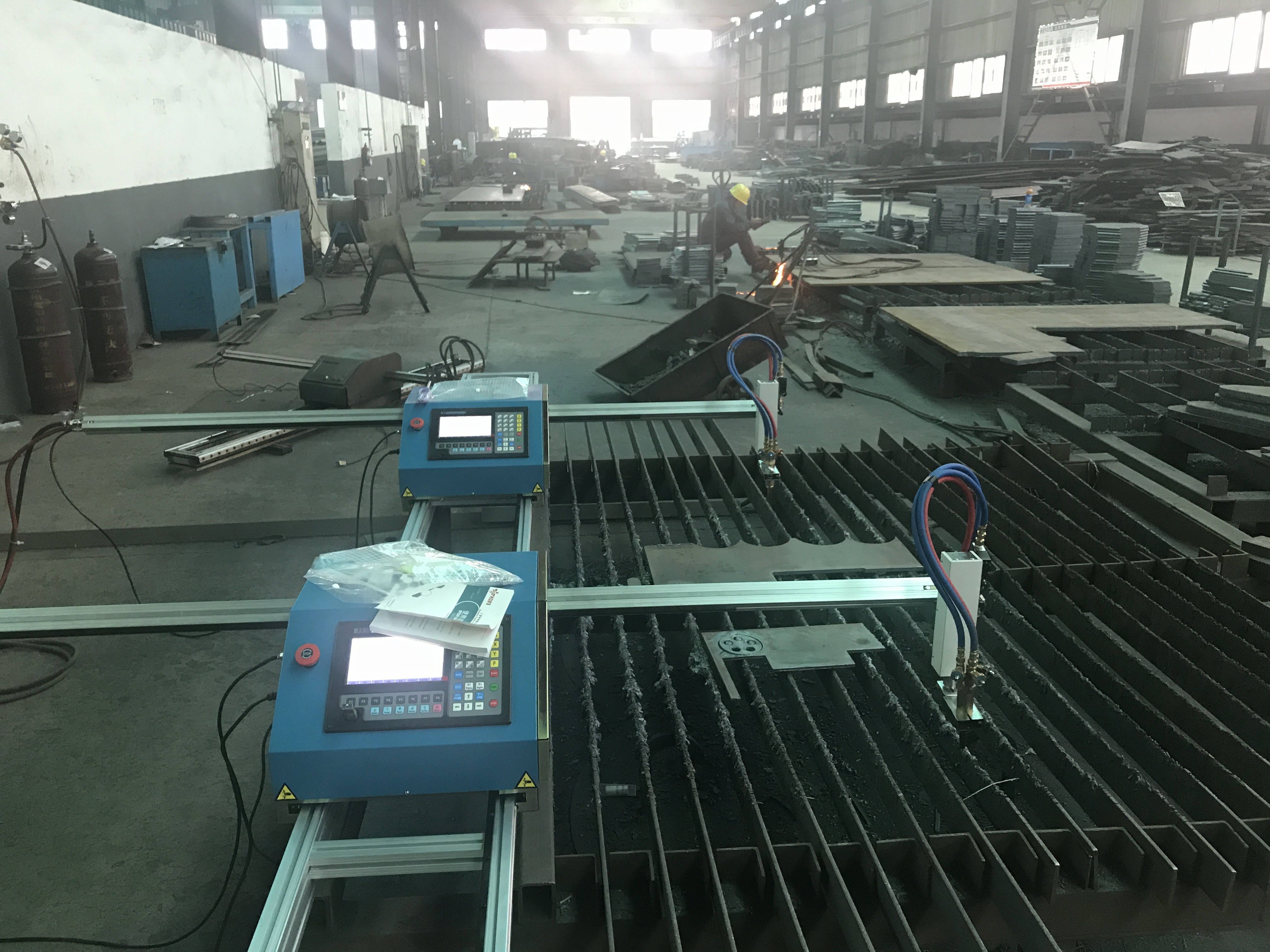 Automatic mini Metal Flame Cutter CNC Plasma Portable Cutting Machine 1500*3000mm