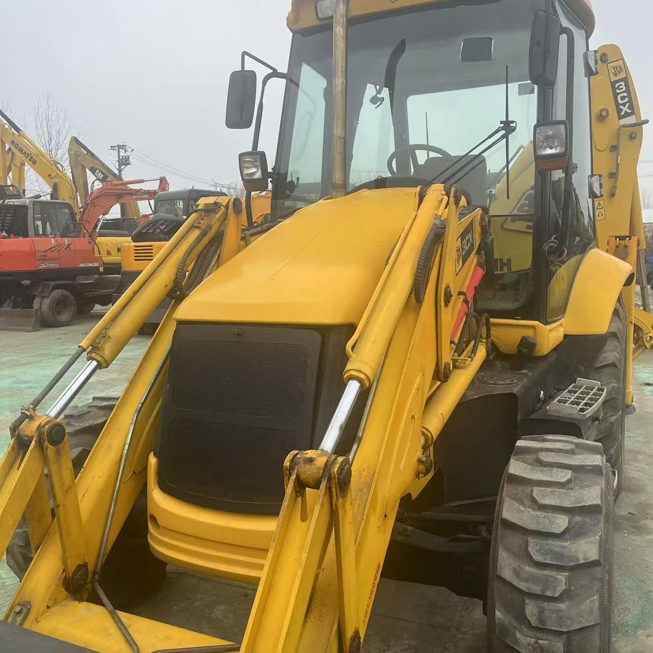 7 Ton Used JCB 3CX Backhoe Loader Wheel Type Secondhand Earth Moving Machine