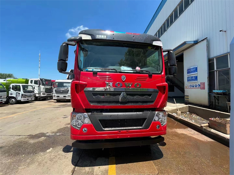 HOWO 8.1 Ton Holding 2+4 Person Discharge 50L/s Shooting Height 60m Speed 90km/h 4X2 Emergency Rescue Fire Truck