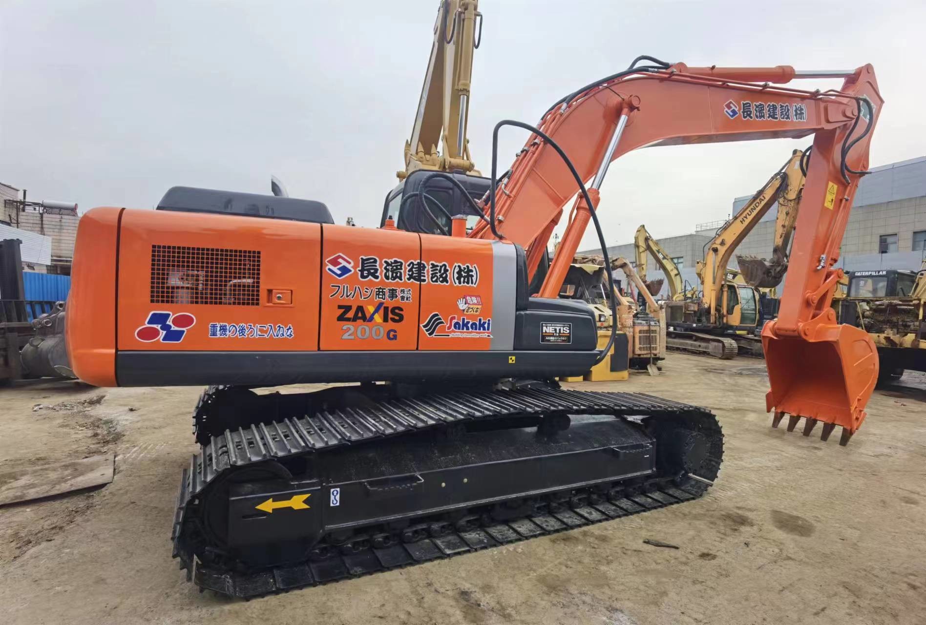 Under 1000 Hours Diesel Hitachi Original Mining Excavator ZX200