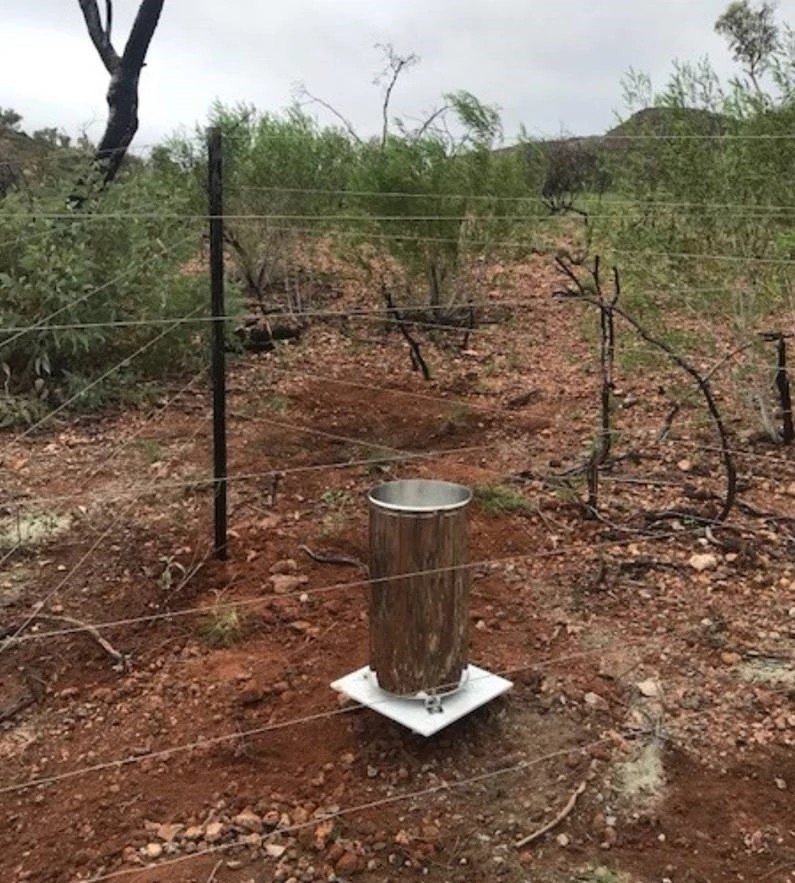 0.2mm Resolution Tilting Metal Tipping Bucket Rain Gauge Durable and Accurate