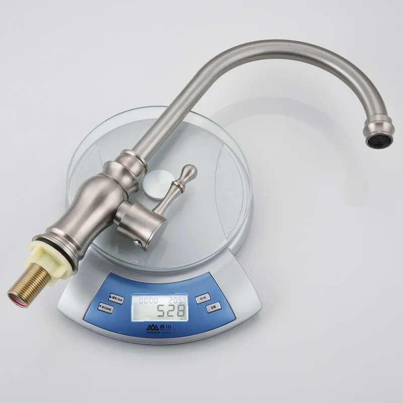 Modern Design Zinc Alloy Pull Out Down Silver Sink Kitchen Faucet Mixer Hot Cold Water Tap