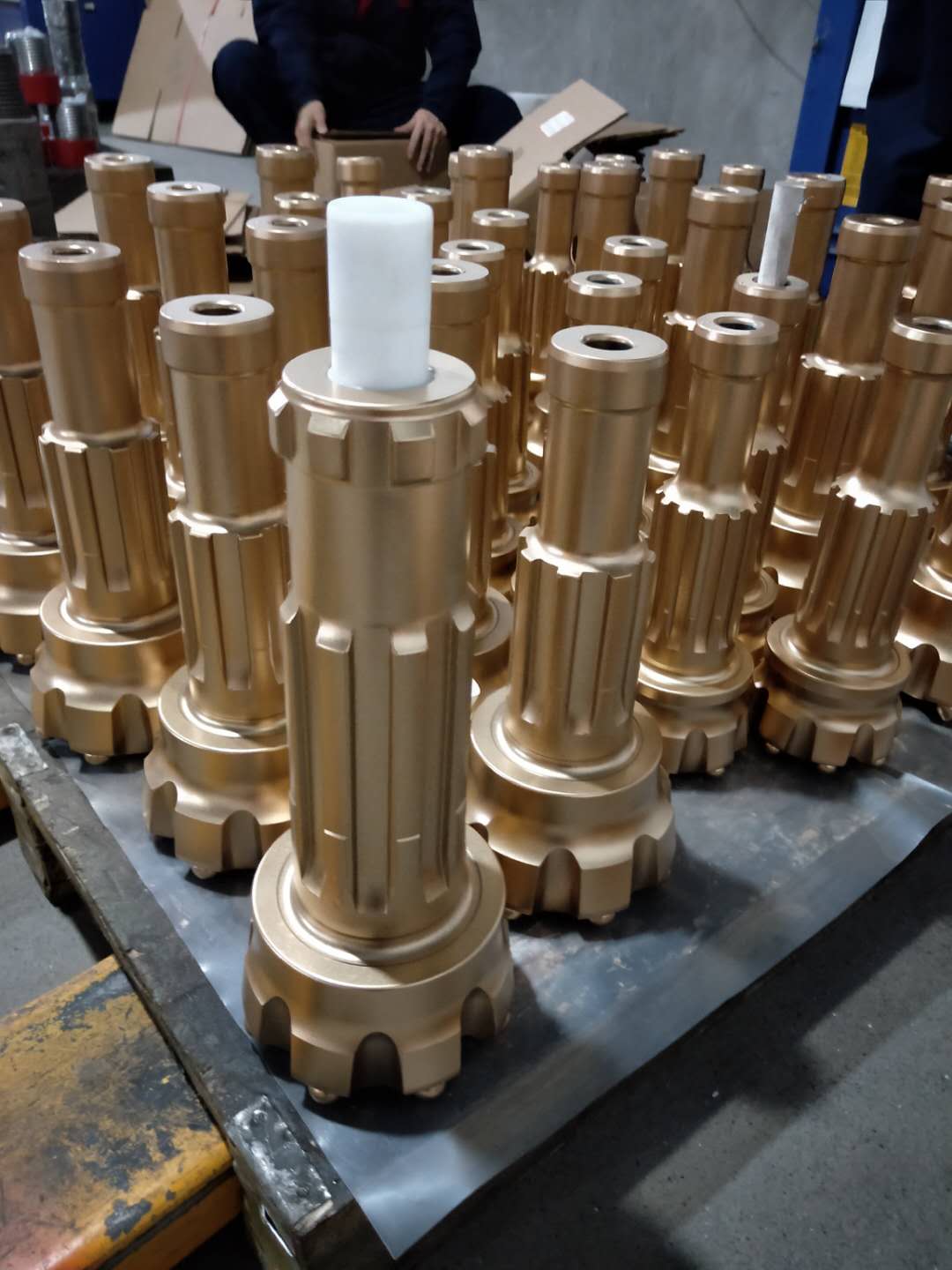 18.9kg Dhd340a Dhd350 Dth Mining Rock Drill Bit