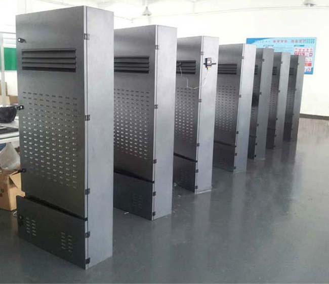 270W Outdoor Digital Kiosk Free Standing LCD Display 178° Viewing Angle