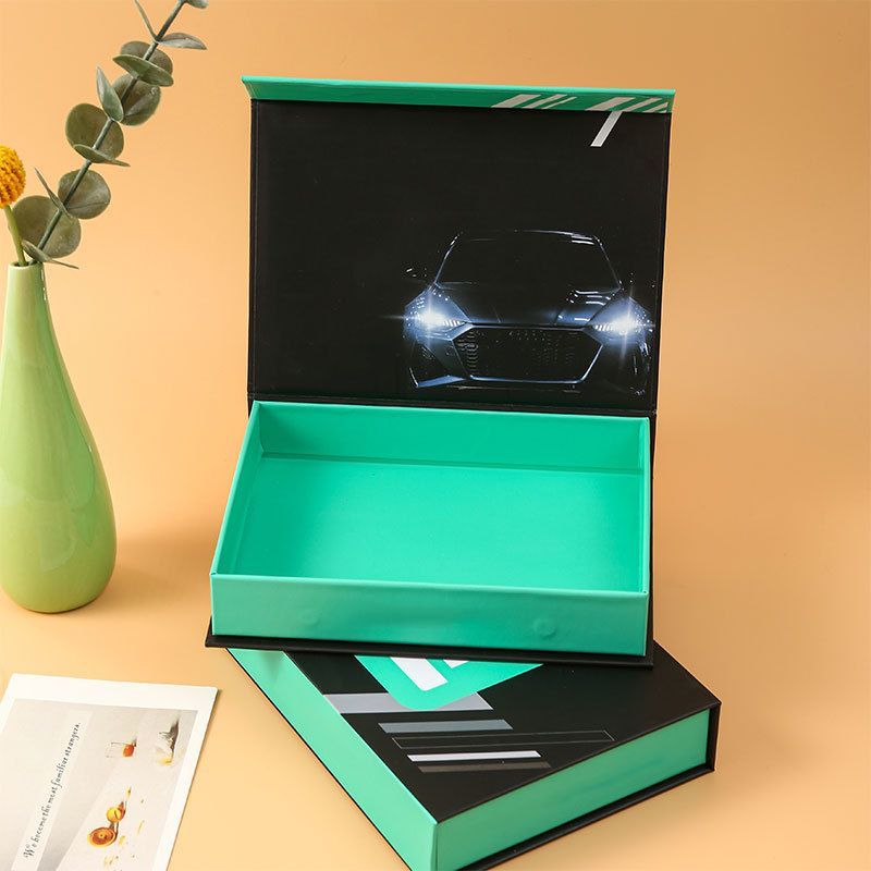 Fancy Design Custom Logo Printing Matt Laminated Rigid Cardboard Wedding Grown Packaging Magnetic Box