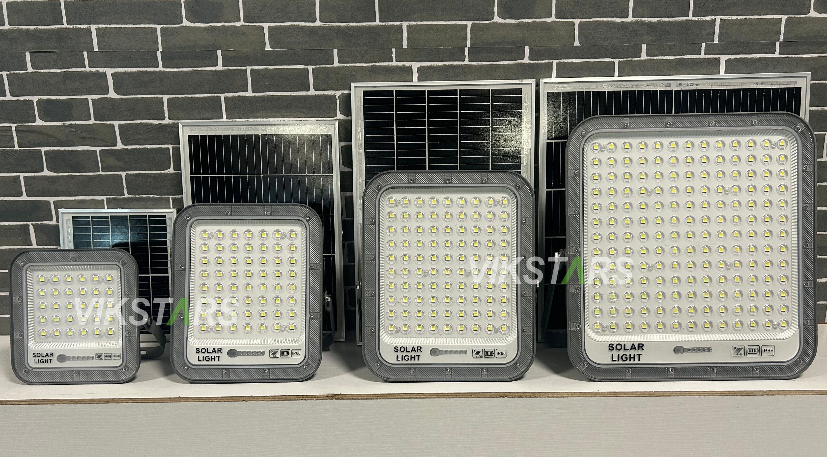Battery Replaceblae 60w 100w 200W 300w Solar Flood Lights With PC Lens