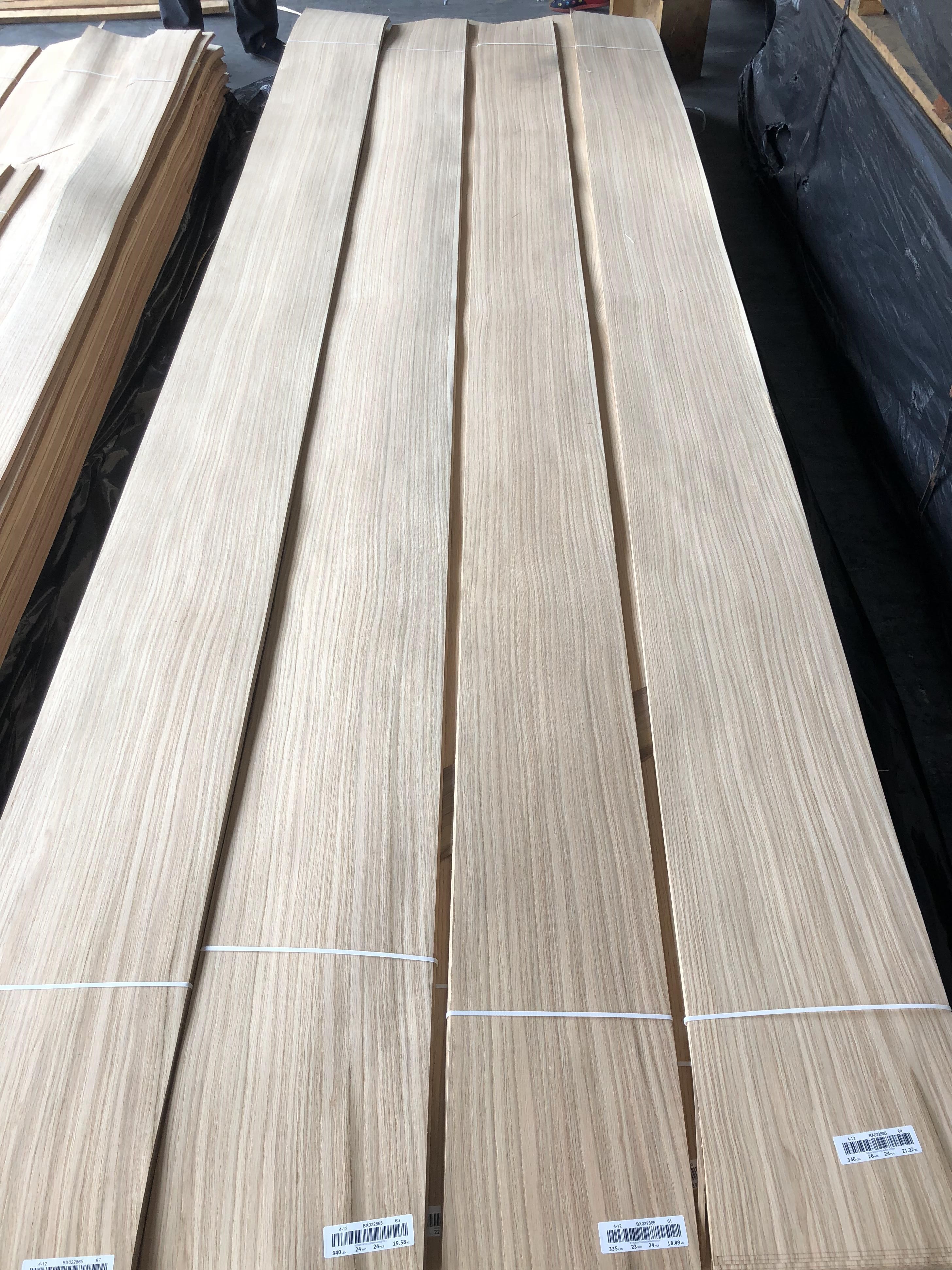 Wholesale Price White Oak Wood Veneer Natural Oak Wood Veneer White Oak Mountain/ Straight Grain