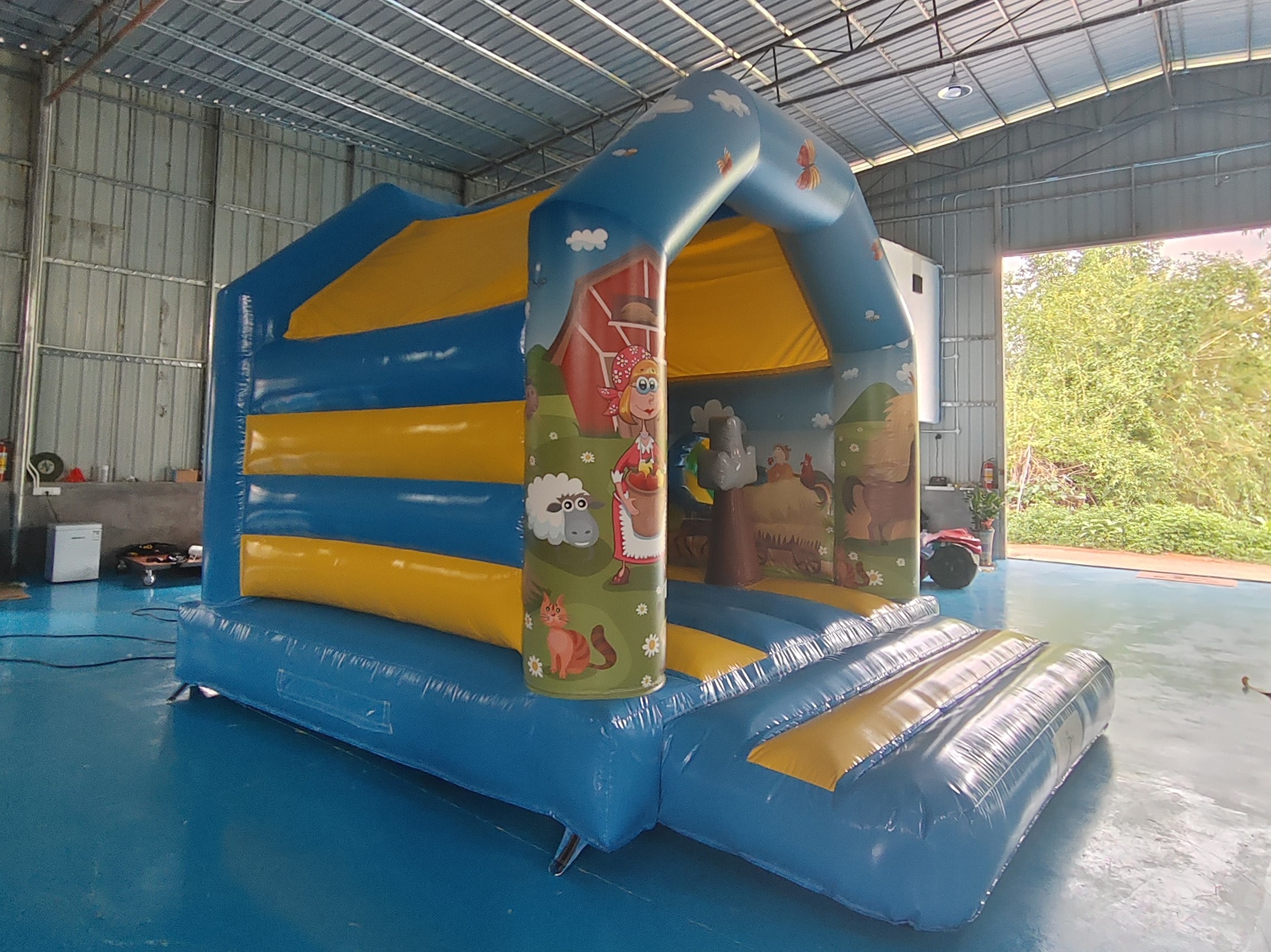Commercial Kids Inflatable Jumping Castle With Slide Farm Theme Inflatable Bouncy House Combo For Outdoor Indoor