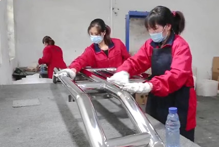 OEM Manufacturer Wholesale 304 Stainless Steel Truck Deer Guard Hand Polish Technology For Freightliner