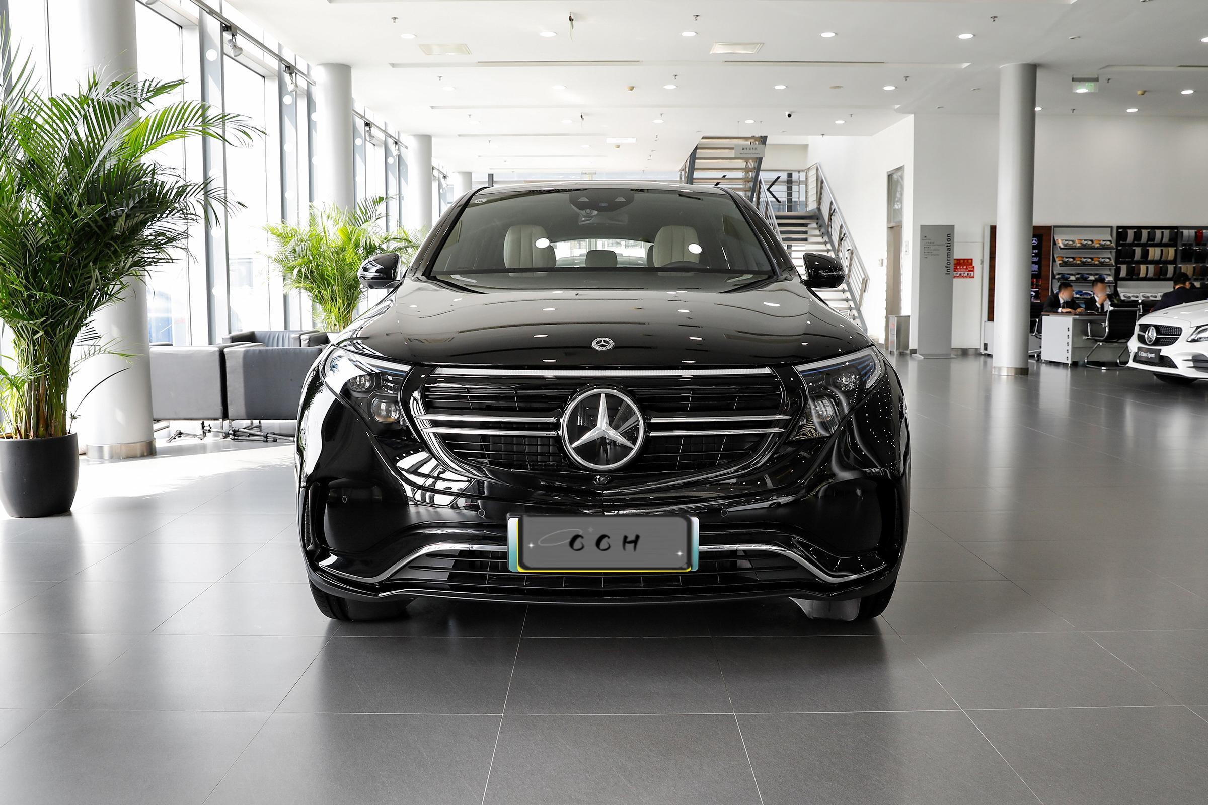 Energy Vehicle Mercedes EQC with Slow Charge 12-Hour Battery and Exquisite Workmanship