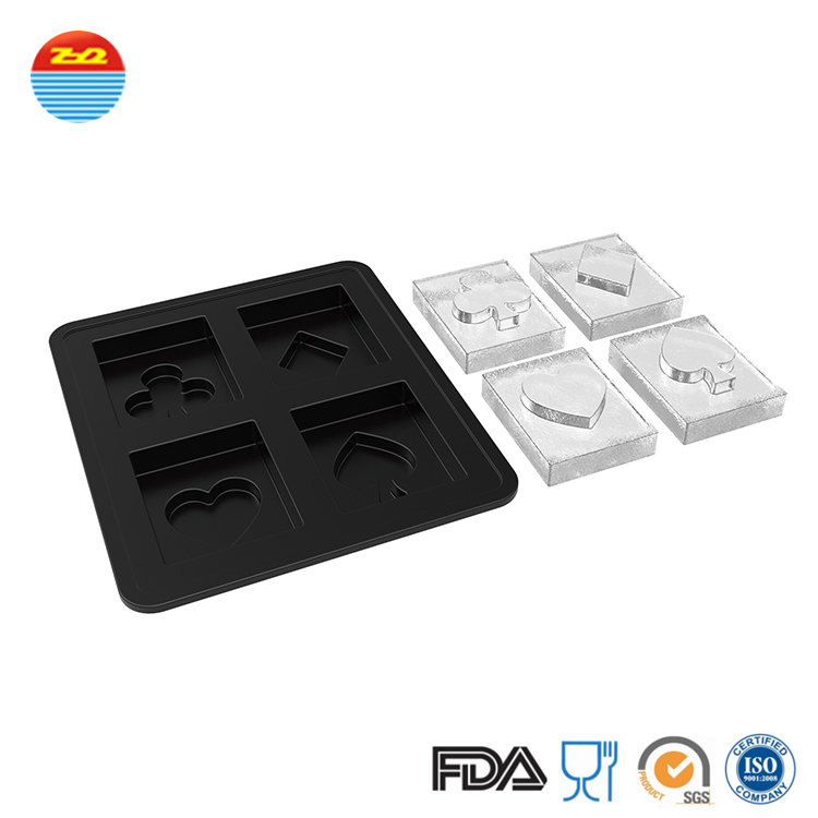 2019 Best Cool Easy Released Custom Bar Pub Saloon Fancy Playing Card Poker Shaped Silicone Ice Cube Tray For Cocktail