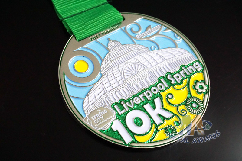 Spray White And Colors Filled Custom Award Medals For Business Gift