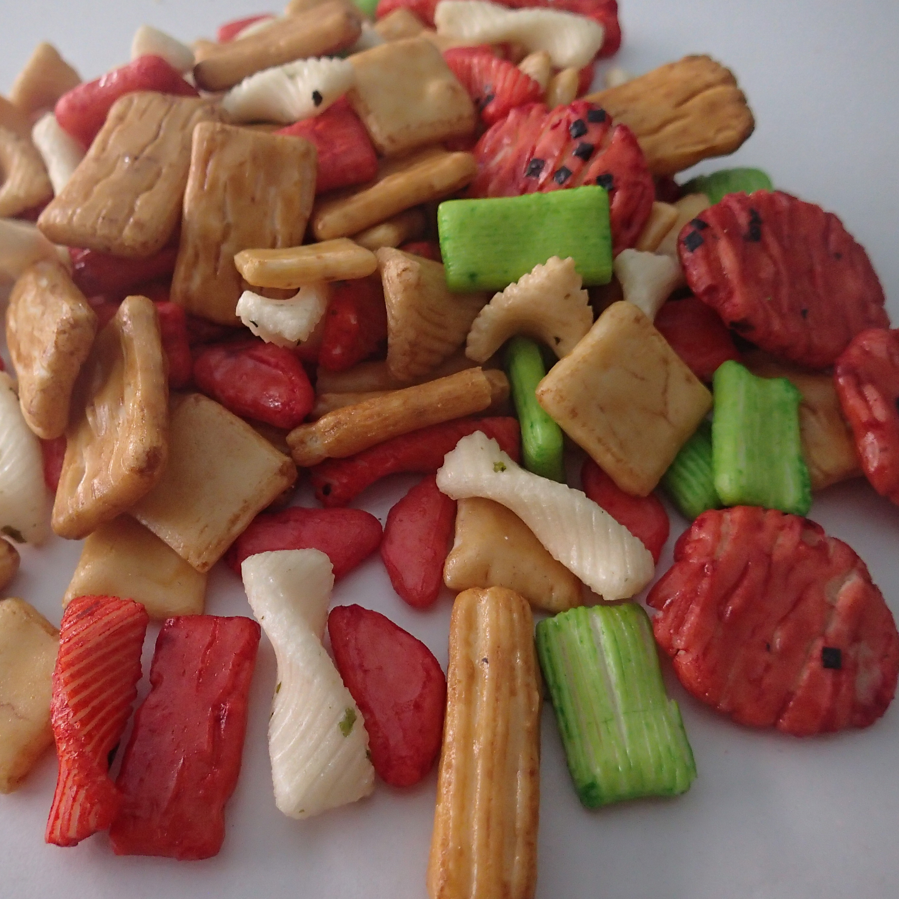 OEM Japanese Rice Crackers Semi Soft Japanese Sesame Crackers
