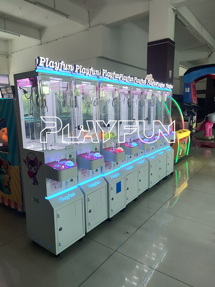 Playfun Platform Hot Coin Operated Claw Crane Machine Mini Claw Machine Claw Machine Plush Toys