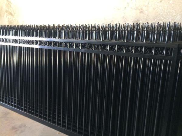 Flat Top Design Black powder coated tubular fencing / Cheap Privacy powder