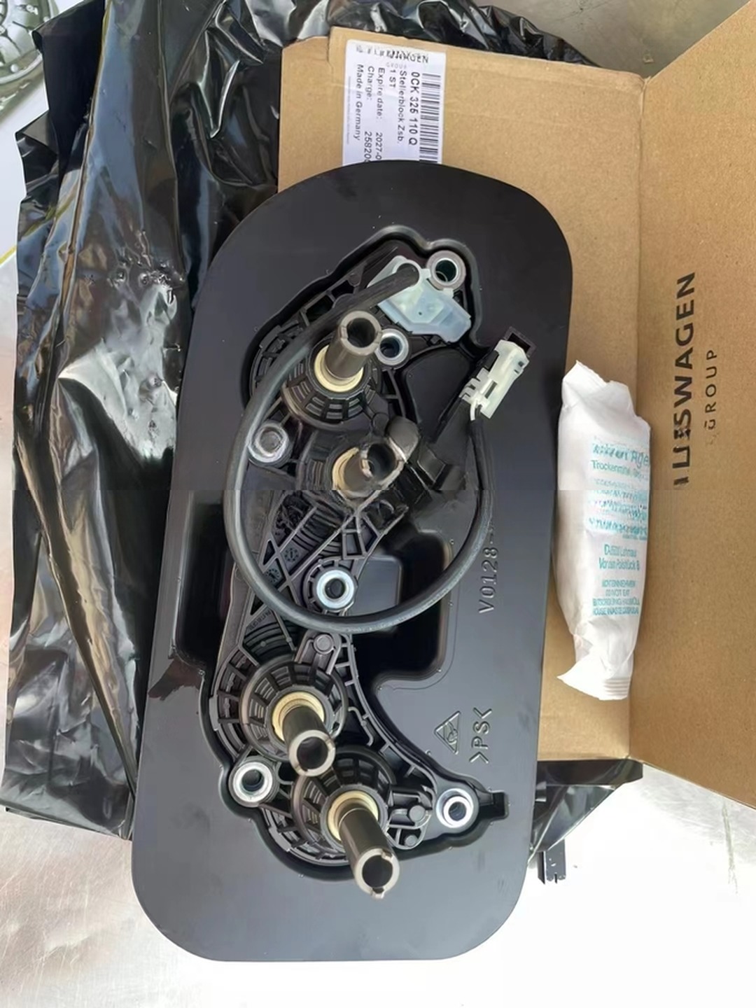 Gear Selector 0CJ 0CK DL382 for Audi A4 A6 C7 Volkswagen Automatic Transmission Model