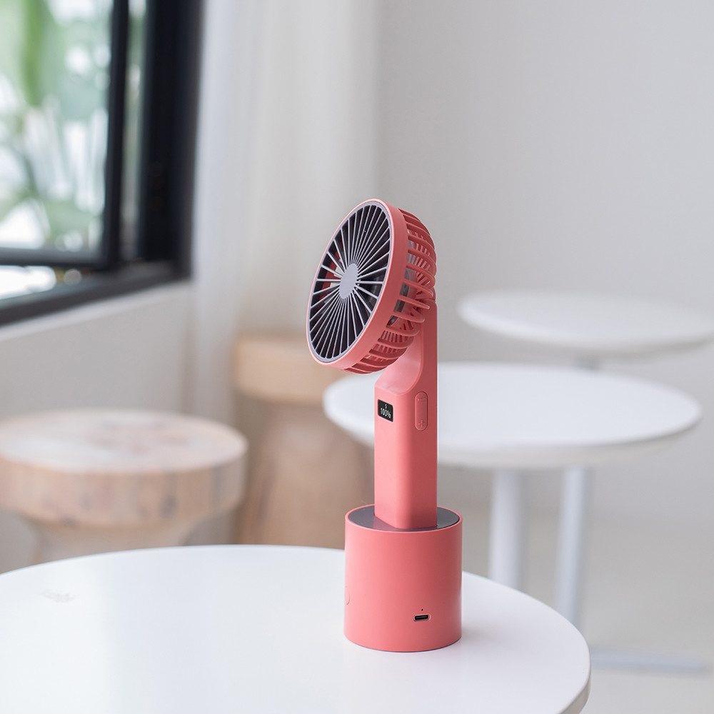 Desk Oscillate Small Rechargeable Hand Fan 4W 4000mA Small Battery Operated Fan
