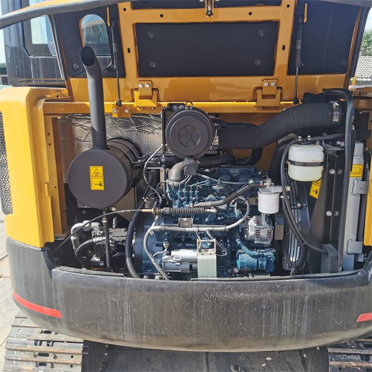 Sany SY55 SY60 Mini Digger Machine ORIGINAL Hydraulic Cylinder at Lowest and Less Hour