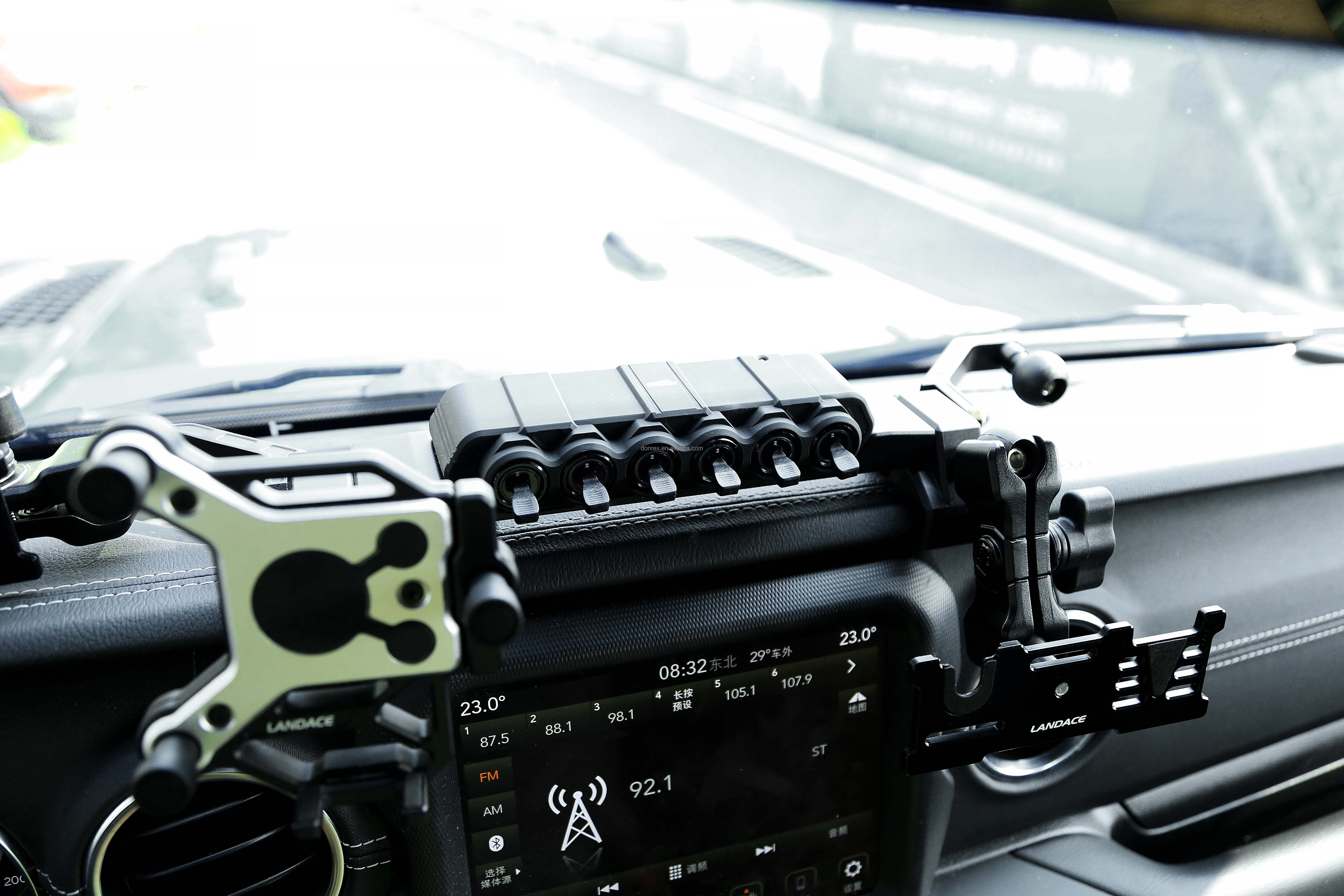 Flexible 4x4 Off-road Vehicle Wrangler JL Accessories Center Console Bracket Gopro Holder for Jeep