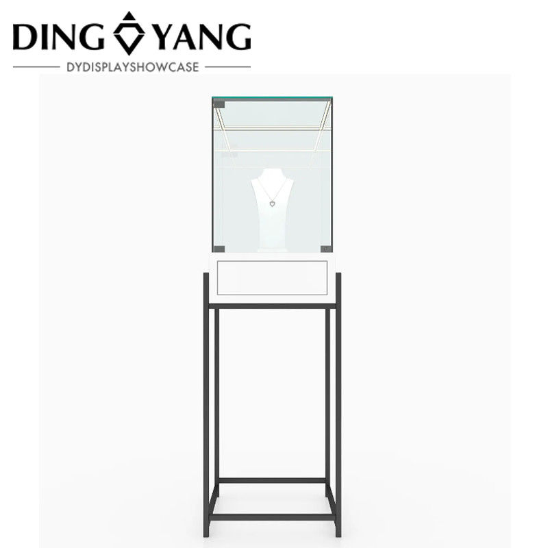 Modern Fashion Style Jewelry Store Display Cabinets With Low Power Consumption Lights