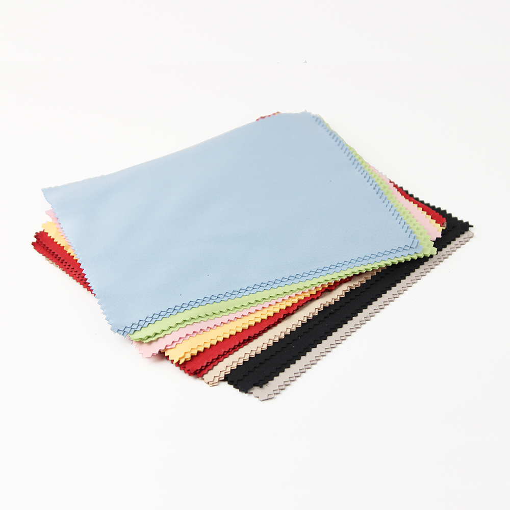 Eyewear cleaning cloth microfiber colth