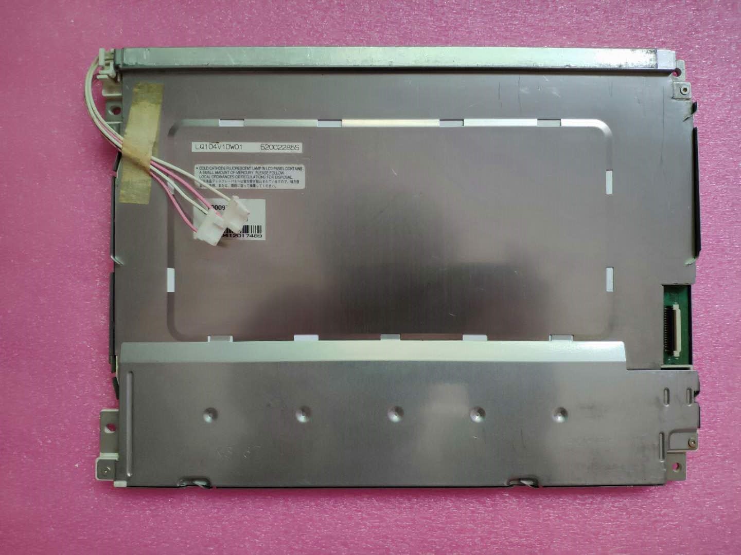 LQ104V1DW01 Sharp 10.4" LCM 640×480RGB INDUSTRIAL LCD DISPLAY