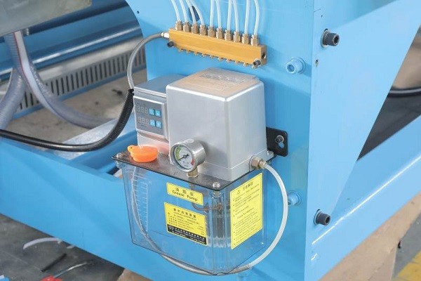 1700x1700mm Corrugated Laminating Machine For Paper 380V