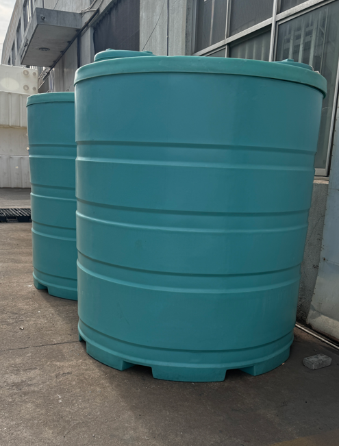 Customized Rotational Molding Products , 2000L Roto Molded Water Tanks For Water Carrying And Collection
