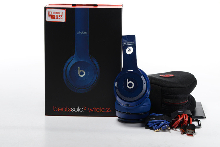 Beats by Dr. Dre Solo2 Wireless Headband Headphones - Red