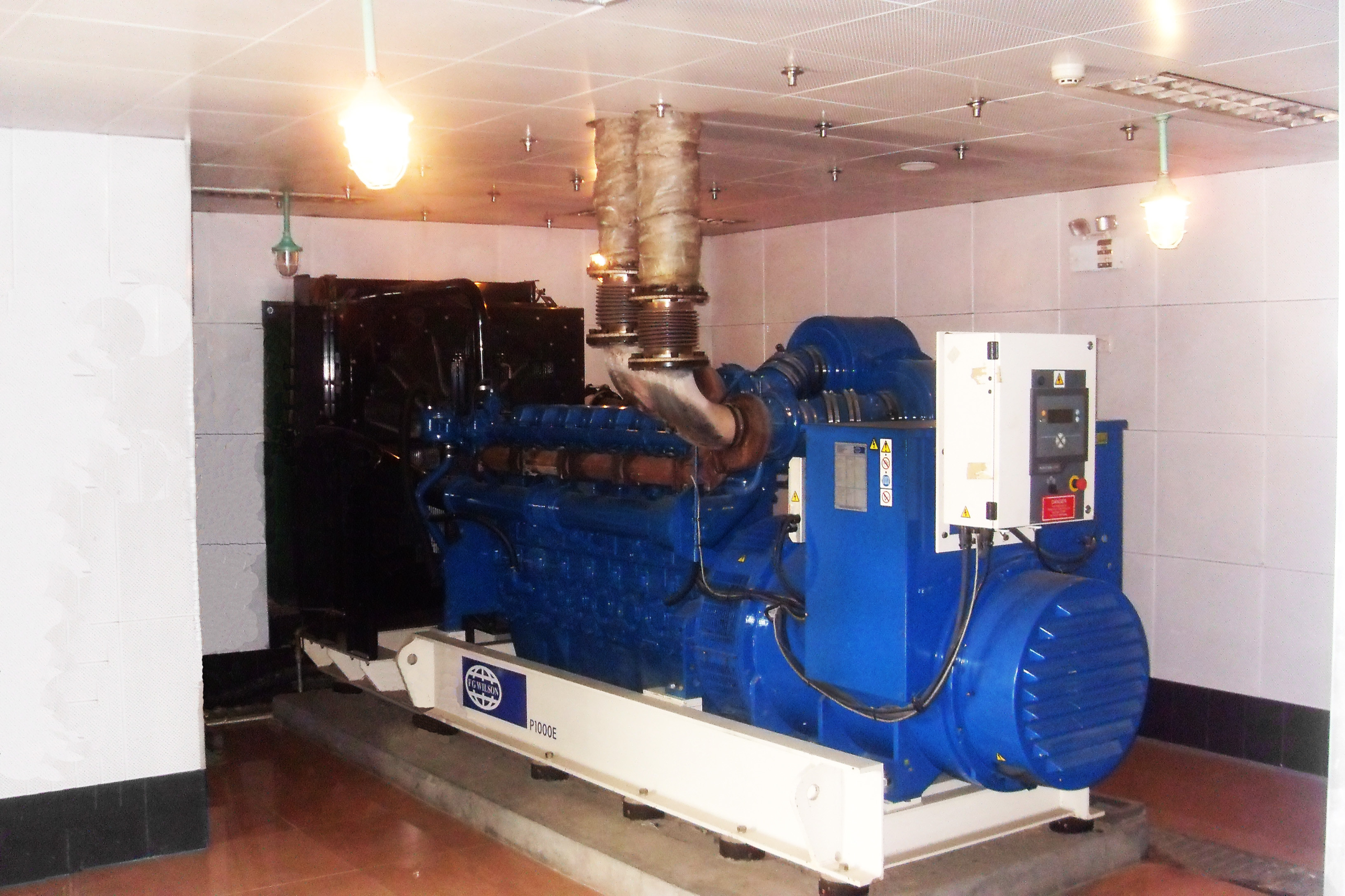 Volvo TAD1641GE Engine Open Diesel Generator set Deepsea Controller 720A