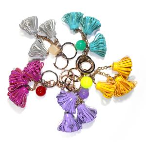 China Gift Lightweight 16x3.5CM Personalized Leather Flower Keychain CE Certification on sale