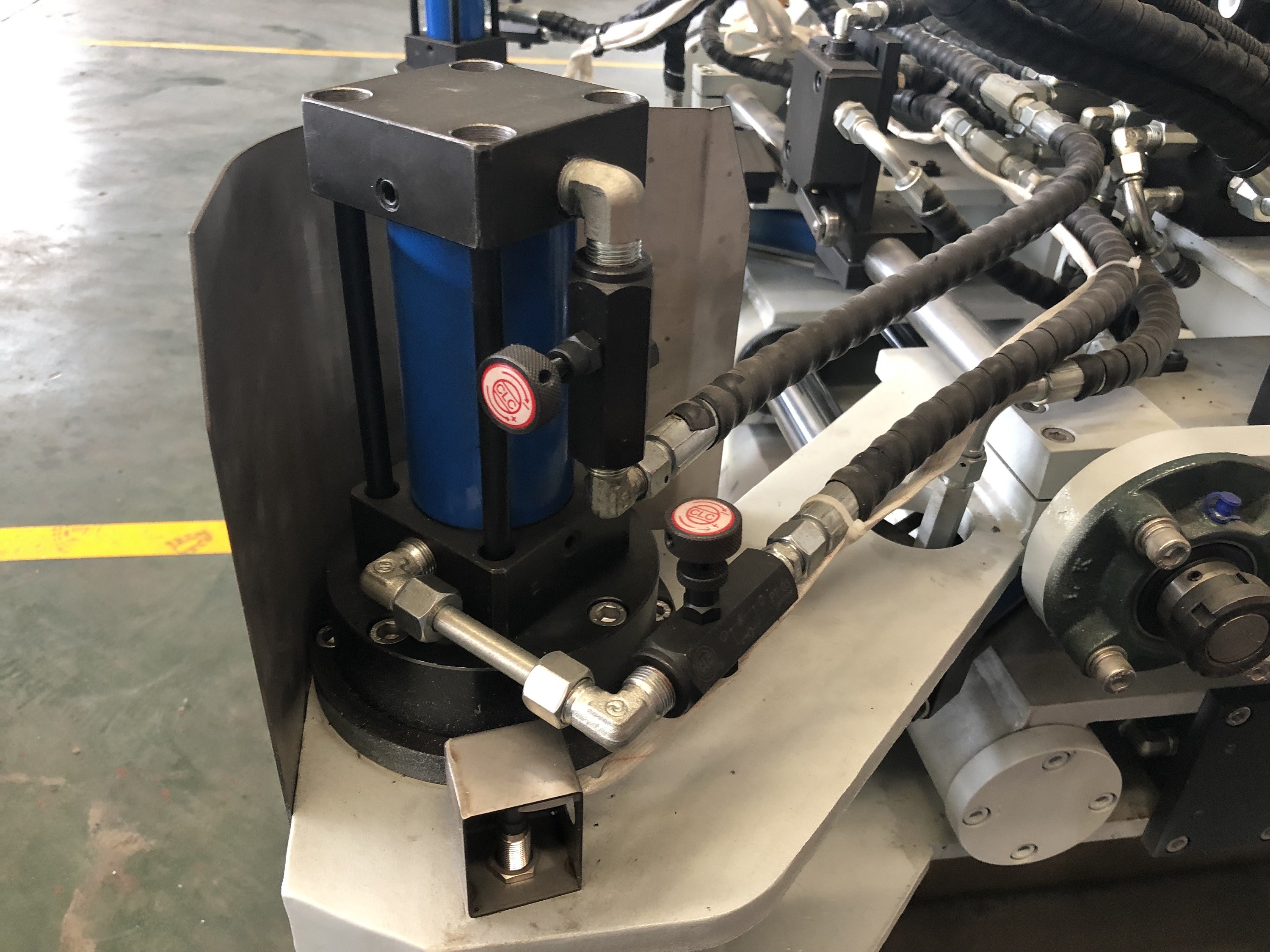 Gravity Casting Equipment Foundry Brass Gravity Die Casting Machine For Faucet