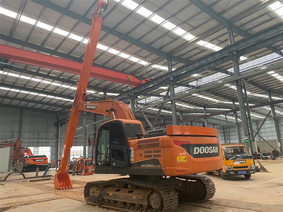 Three-stage Excavator Long Reach Boom Long Reach Telescopic Arm Suitable For All Brands