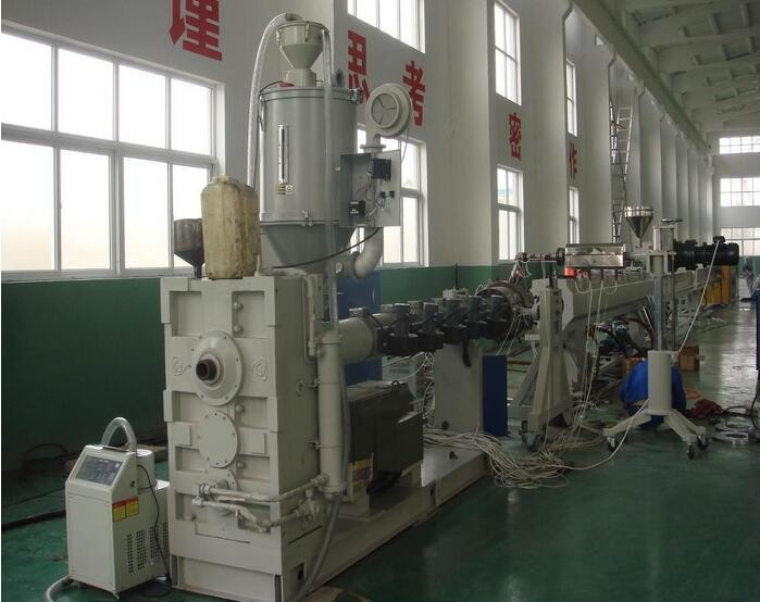Plastic PP PE PP Pipe Production Line 16 - 1200mm PE Plastic Water Pipe Extruder
