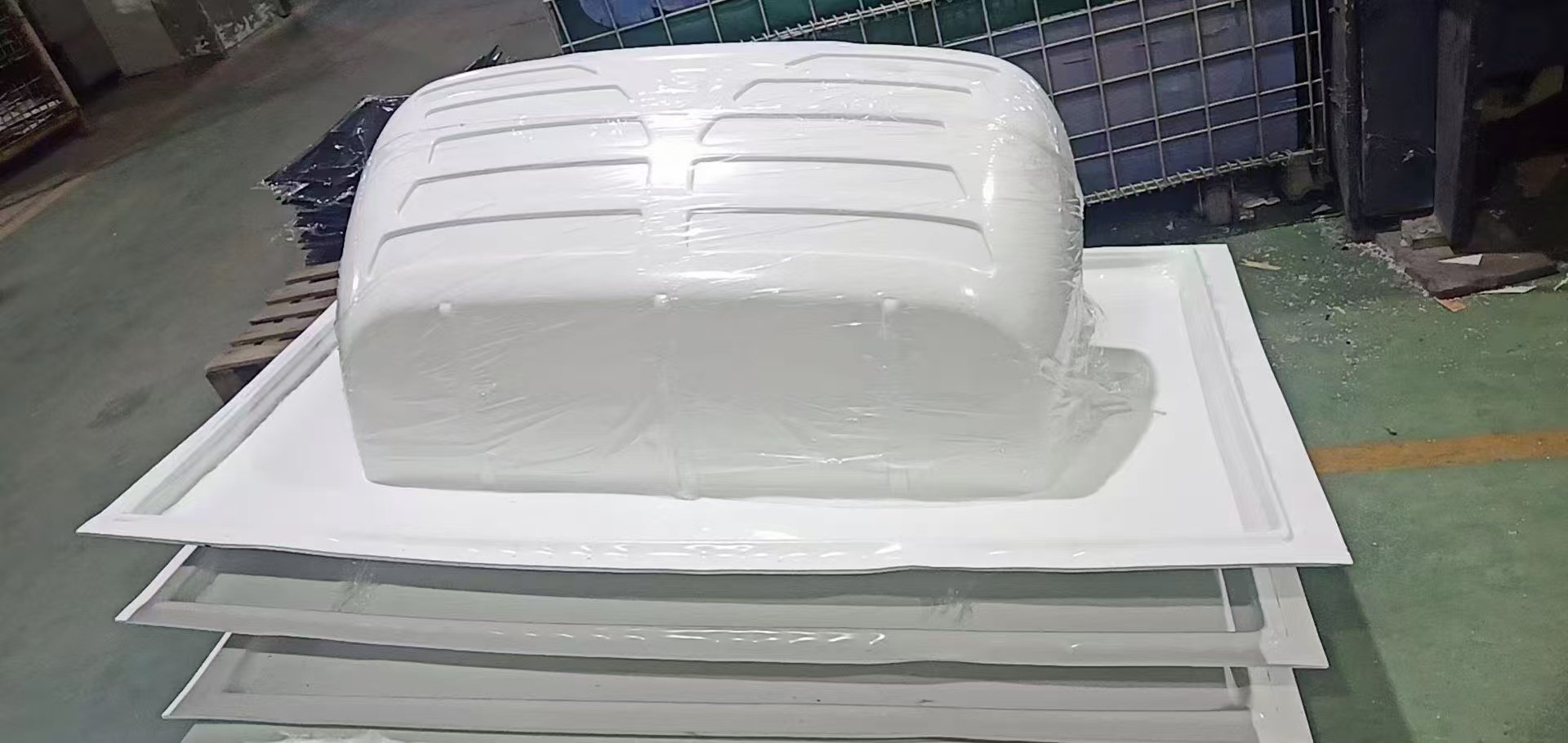 Cutting Trimming 5-Axis Machining Center Thick Sheet Vacuum Forming Plastic Parts