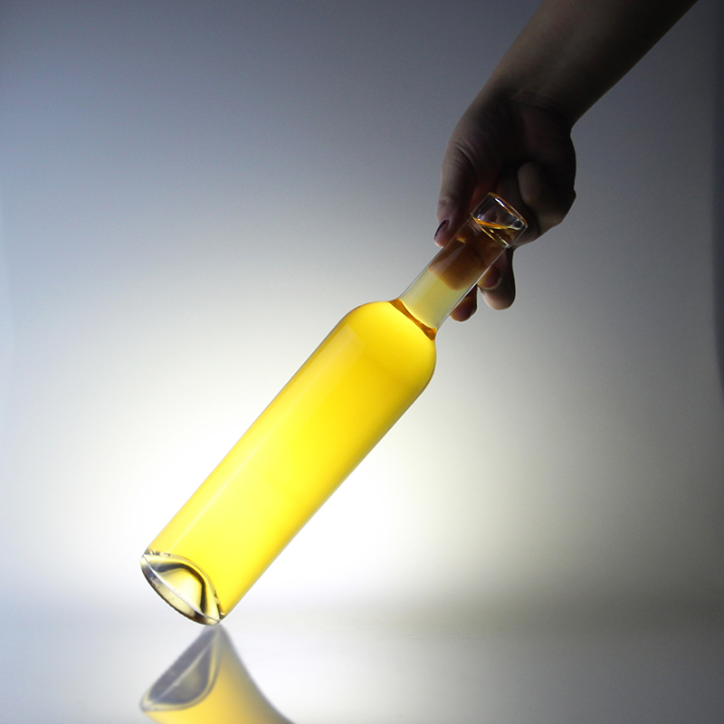 Base Material Glass Liquor Bottle 500ml 750ml 1000ml for Vodka Brandy Whiskey Wine