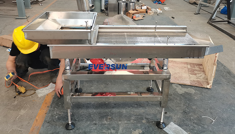 Square Linear Vibrating Screen Machine For Mining 1 - 6 Layer