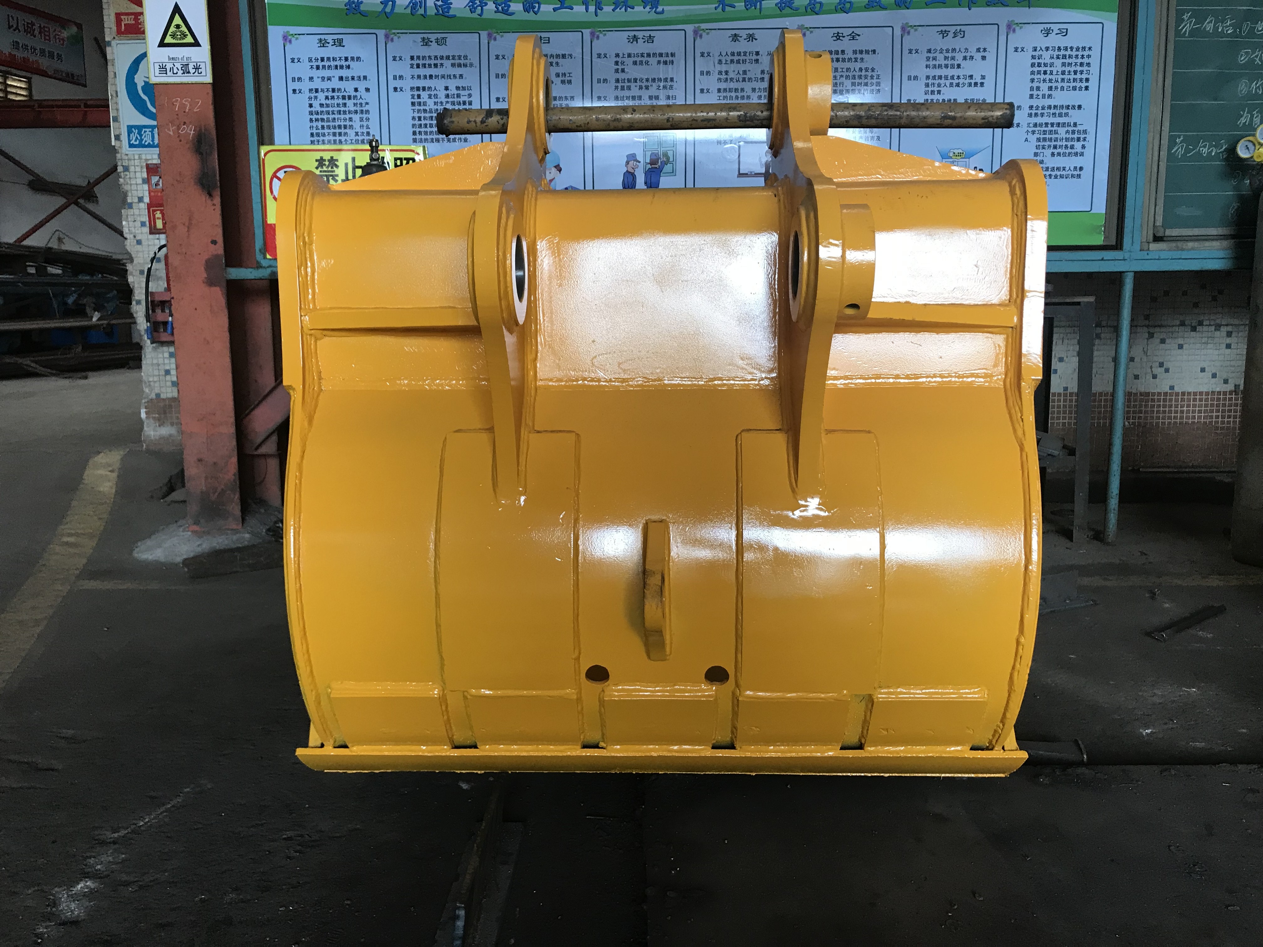 800mm Step Width Excavator Rock Bucket Attachments Standard