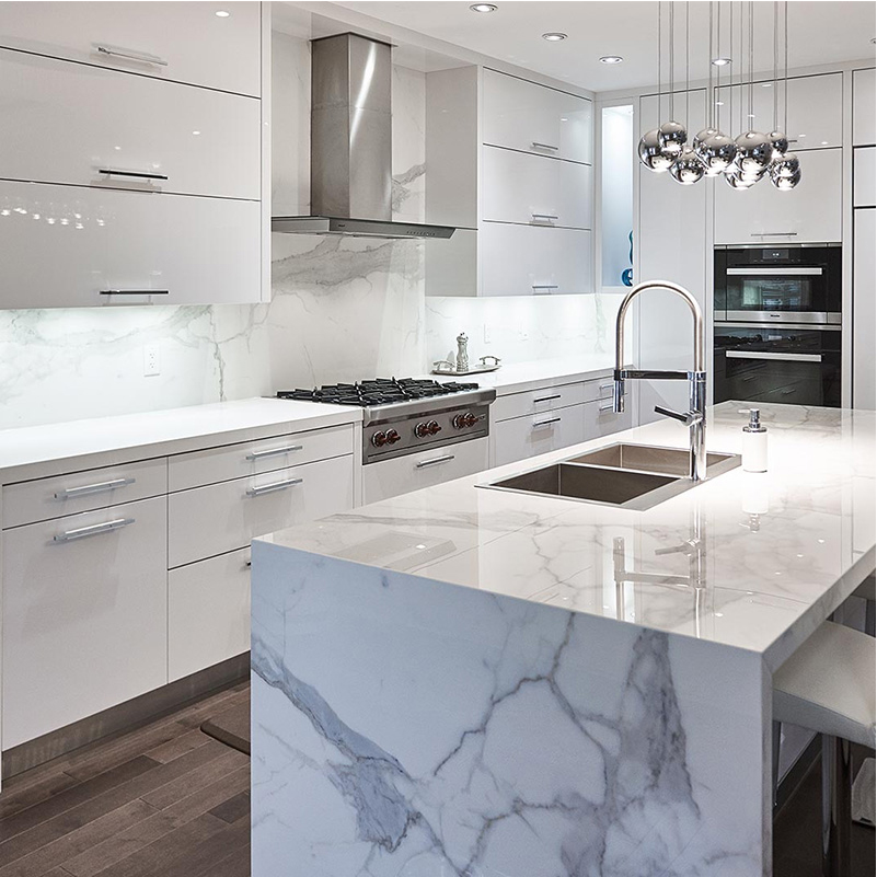 Glossy Cabinets Wood Kitchen Wooden Furniture Kitchen Cabinet Set for Villa Renovation