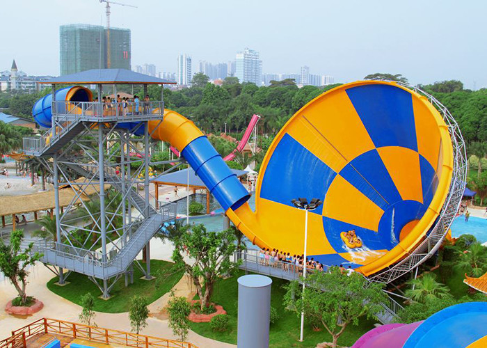 Sunshine Coast Water World Park Magicloop Water Slide Playground For Kids / Adults