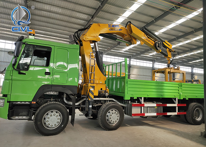 8x4 Howo Lorry Sidewall Cargo Truck Green Colour 14t Knuckle Boom Crane