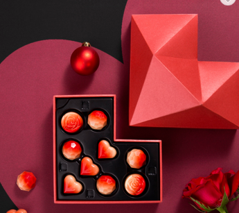Custom Wrapping Chocolate Boxes Paperboard Liner Half Heart Kite Shape