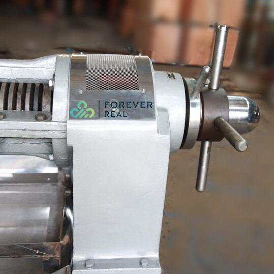 Hydraulic Automatic Oil Press Machine 210-300 Kg Per Hour Fully Automation