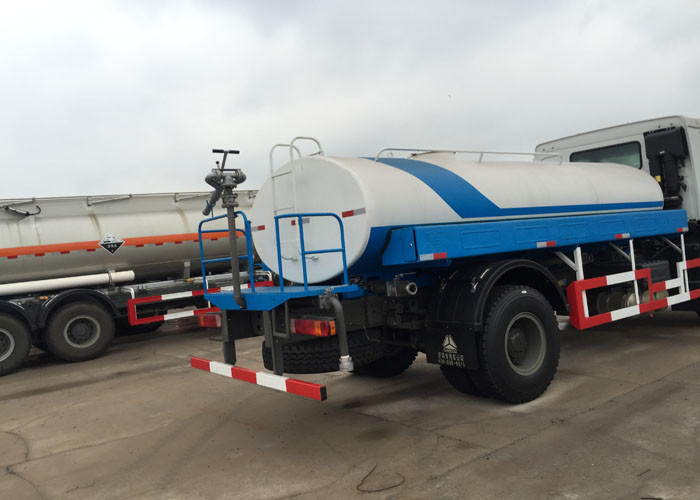 High Efficiency Construction Water Tank Truck 10CBM With 360 Degrees Rotation