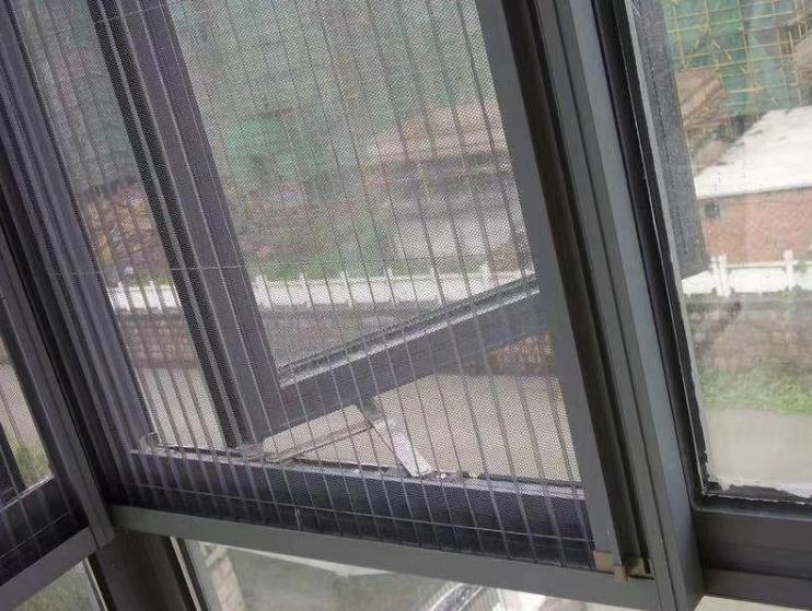 pleated insect screen