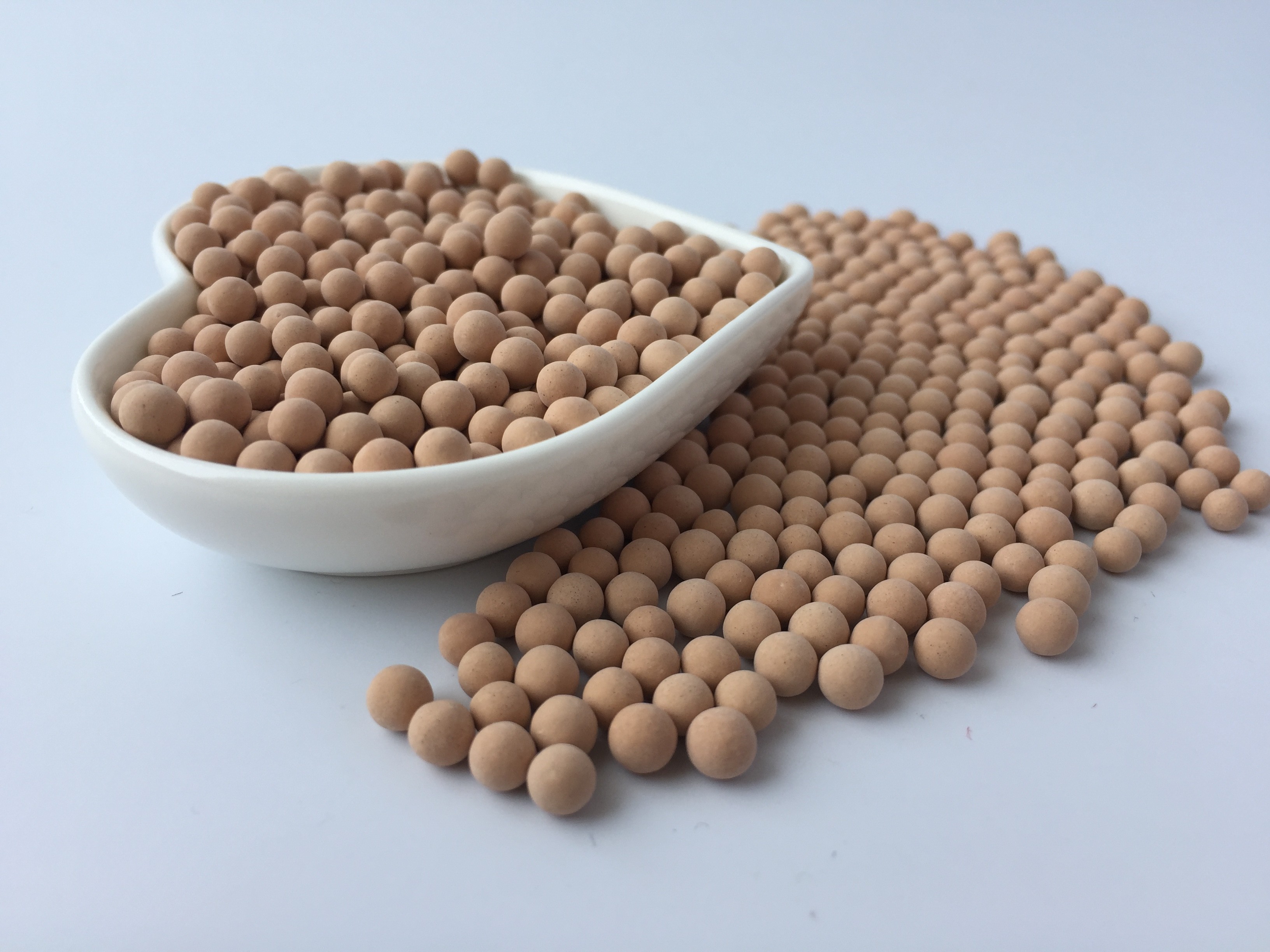 Granular Shape Molecular Sieve Type 4A With Crush Strength 20N