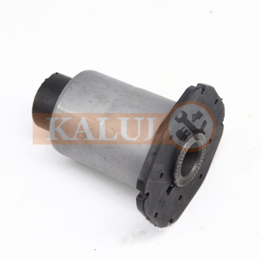 48654-60010 Control Arm Bushing for Toyota LAND CRUISER 100 HDJ100 UZJ100 1998-2007 OEM