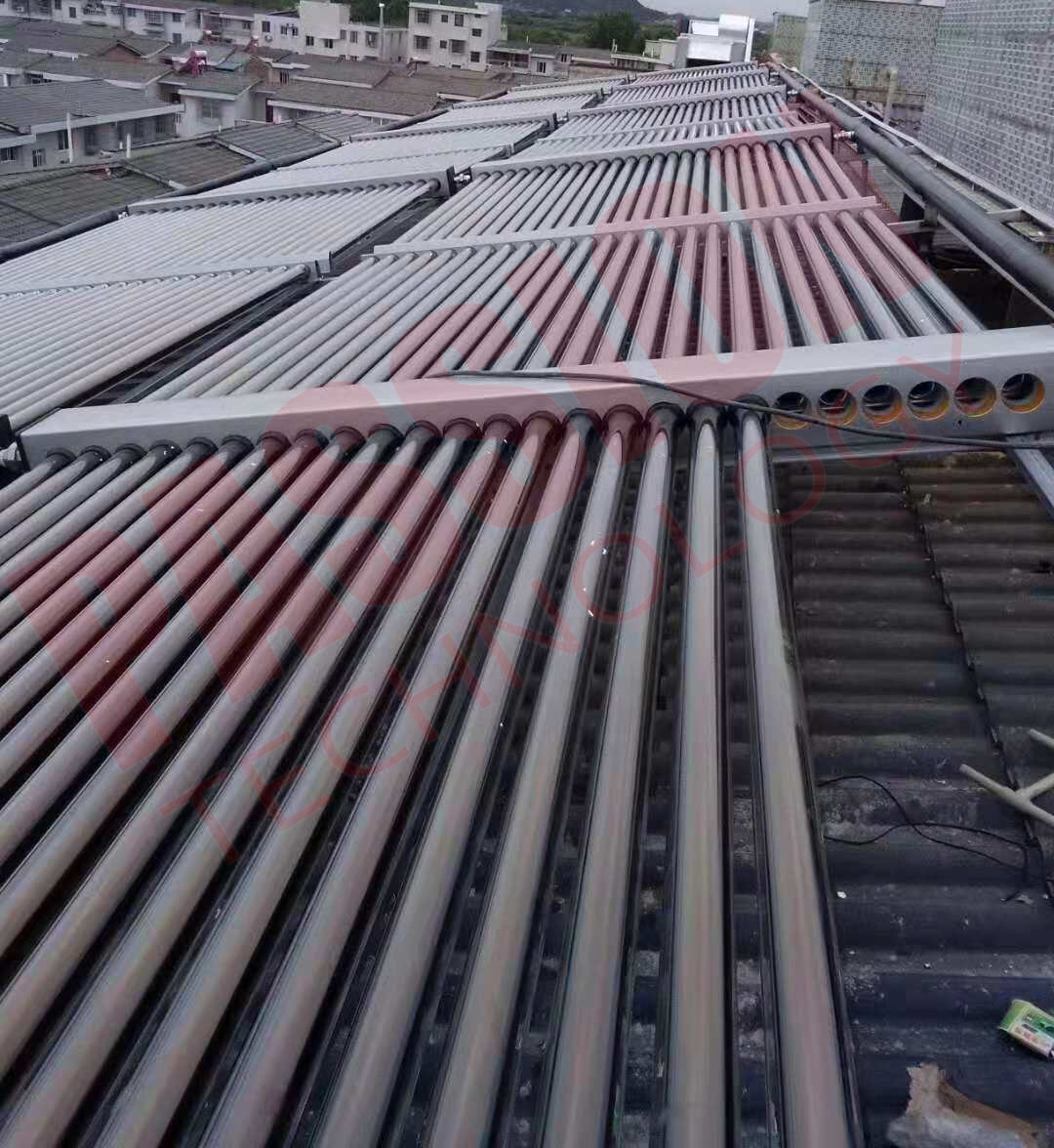 2000L 200 Tubes Evacuated Tube Solar Collector , Solar Water Heater Solar Thermal Collector
